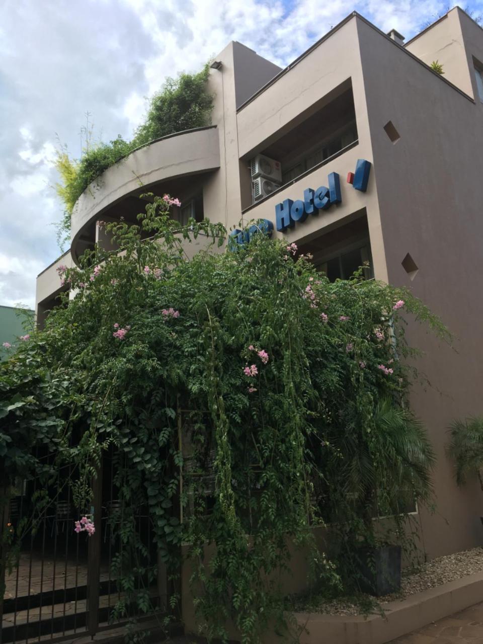 Euro Hotel Ibiruba Buitenkant foto